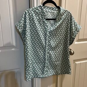 Amazon Green Geometric Women's Blouse